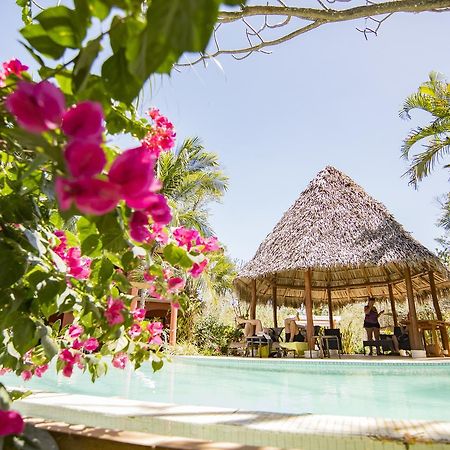 Hotel Cantarana Playa Grande Exteriör bild
