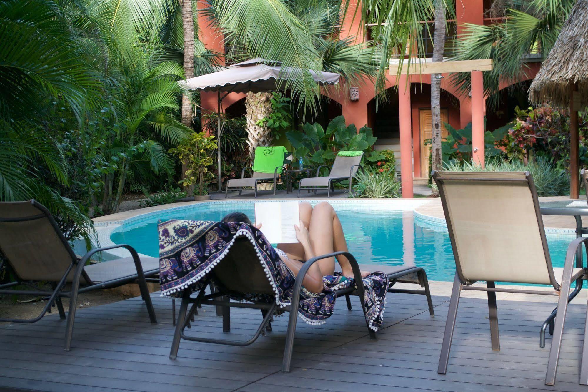 Hotel Cantarana Playa Grande Exteriör bild